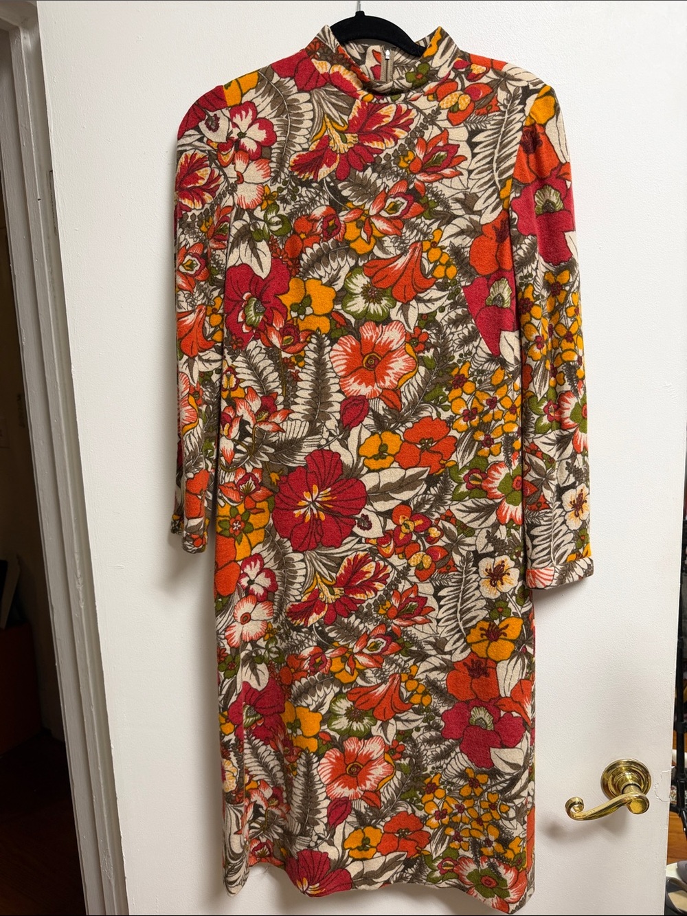Vintage 60s Fall Floral Long Sleeve Dress in Red, Orange & Yellow Small